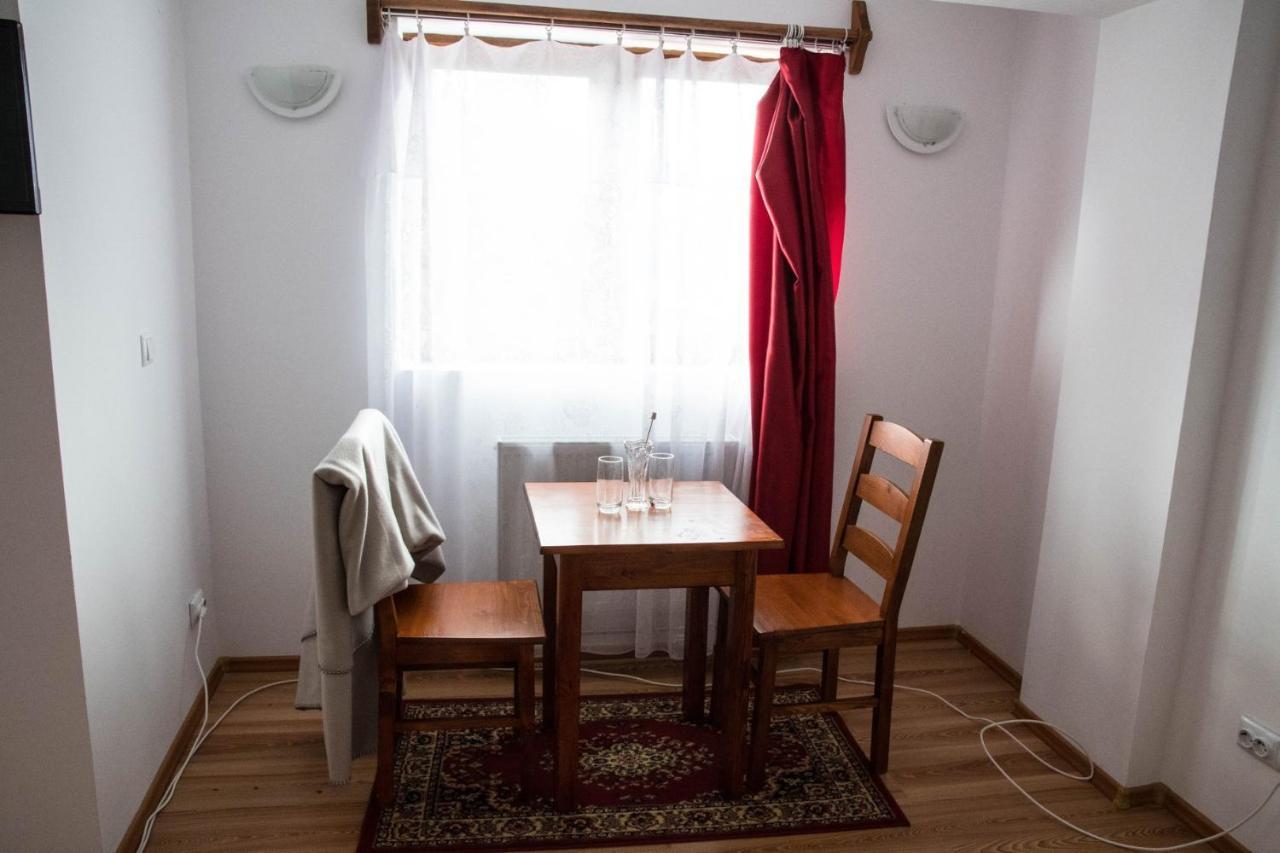 Pensiunea Floricel Stoeneşti Exterior foto