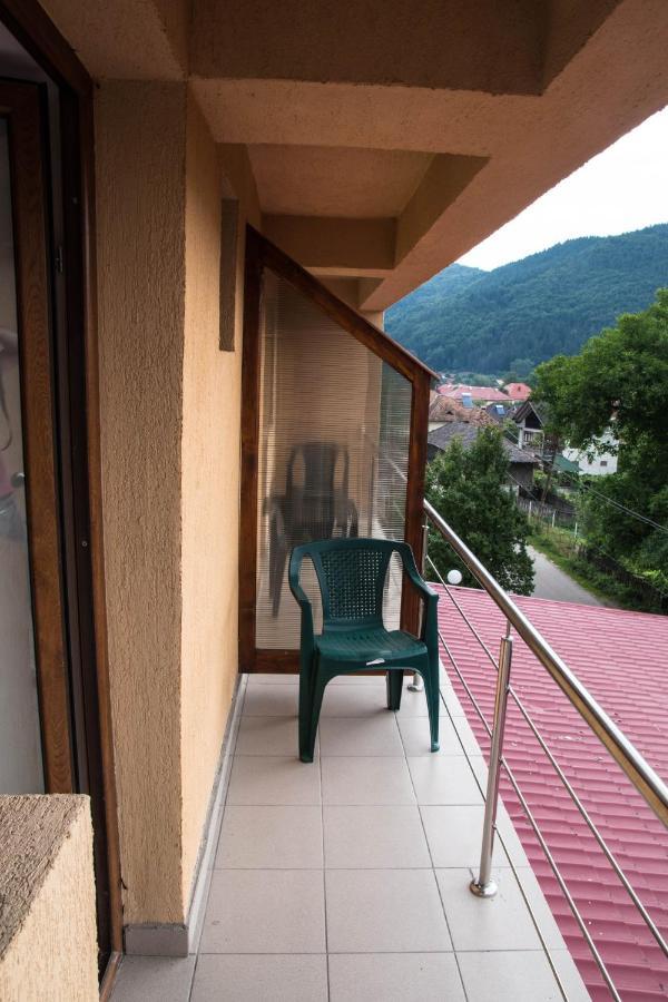 Pensiunea Floricel Stoeneşti Exterior foto